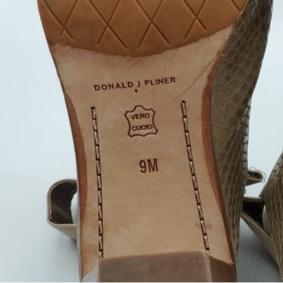 Donald PLINER Khloe Gold Leather Platino Snake Print Peep Toe Shoe Bootie Size 9 - Picture 14 of 14